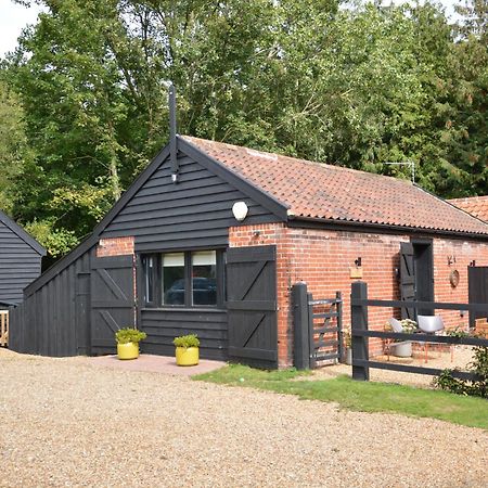Milk Parlour Villa Spexhall Exterior photo